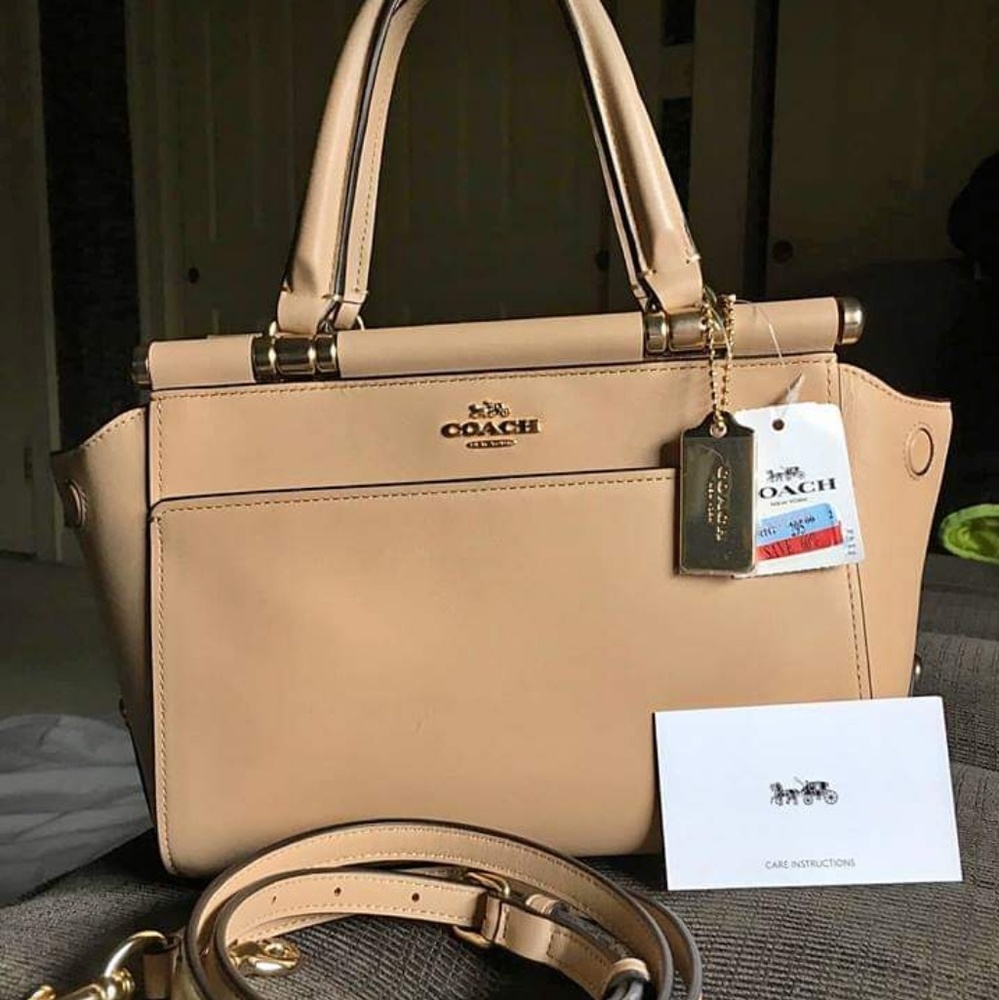 Coach avenue purse